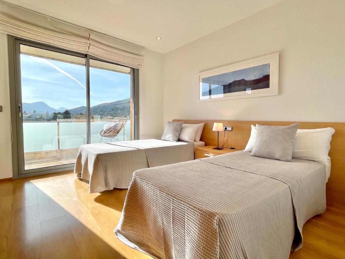 Apartment Penthouse Tomir 1b *